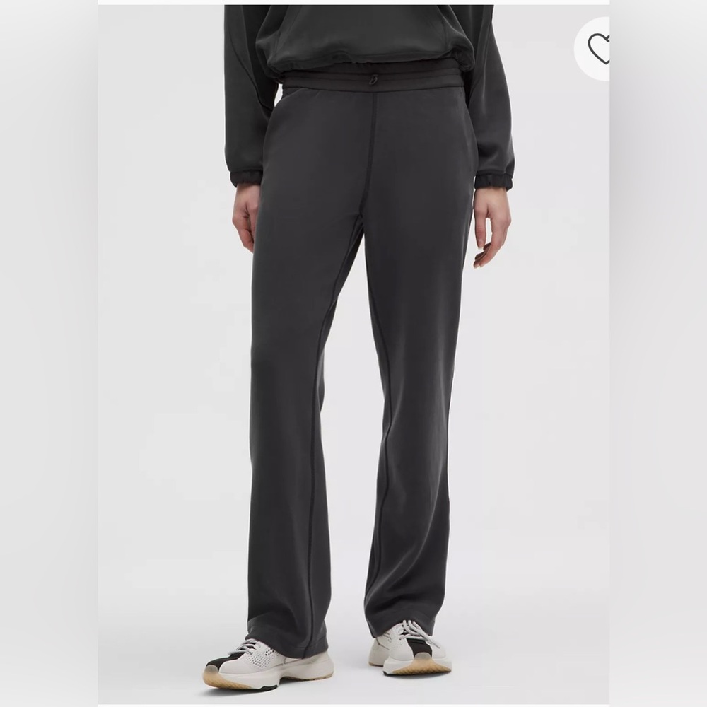 lululemon athletica women’s Softstreme High-Rise Pant